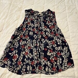 Fun 2 Fun Navy Floral Top